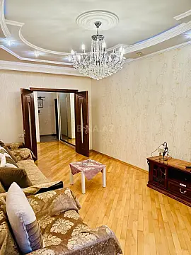 Kirayə verilir 3 otaqlı mənzil 110 m²