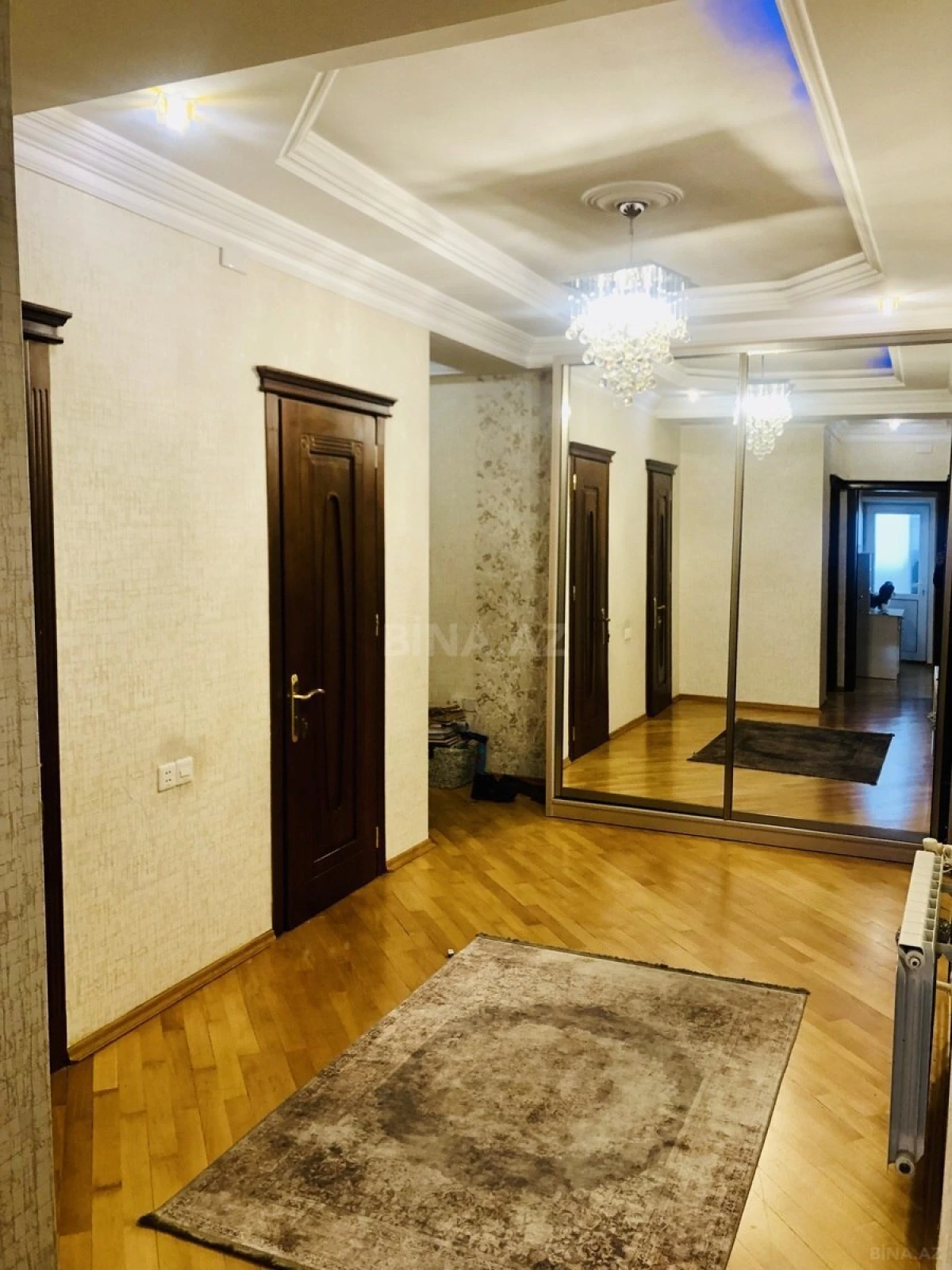 Kirayə verilir 3 otaqlı mənzil 110 m²
