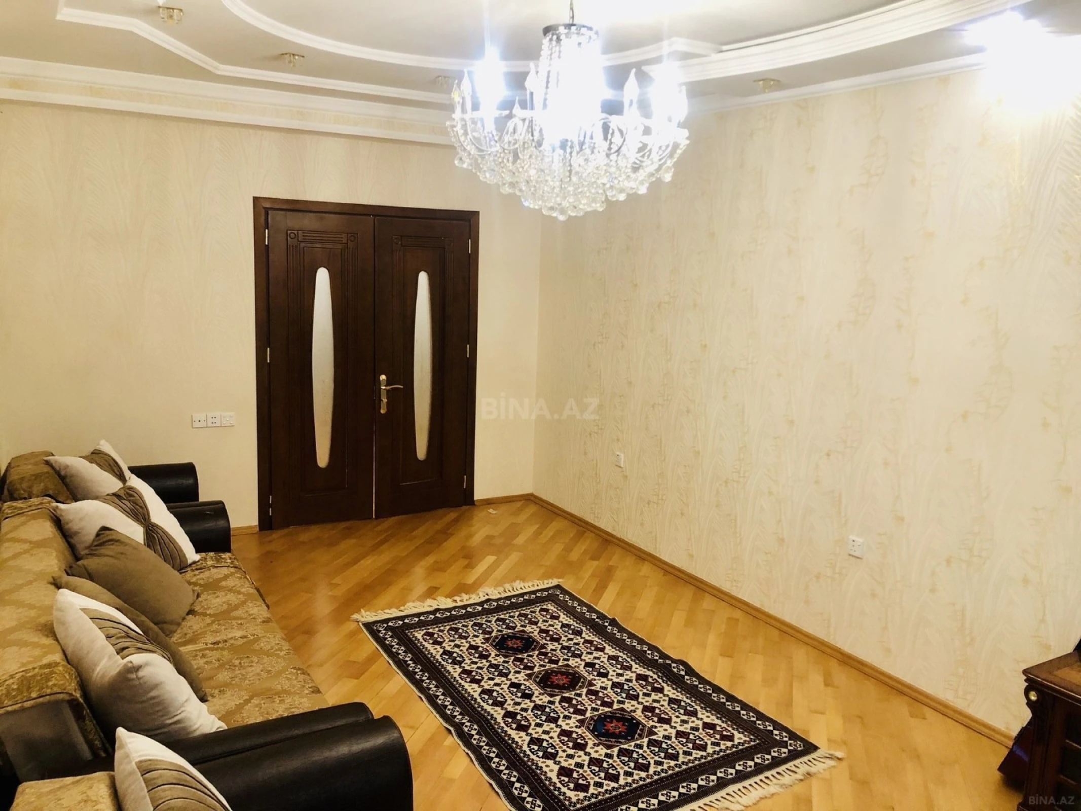 Kirayə verilir 3 otaqlı mənzil 110 m²