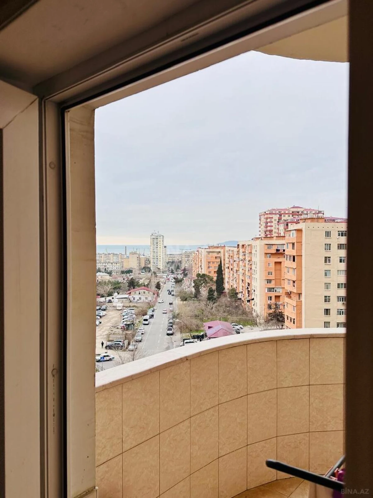 Kirayə verilir 3 otaqlı mənzil 110 m²