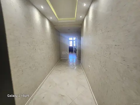 Kirayə verilir 3 otaqlı mənzil 200 m²