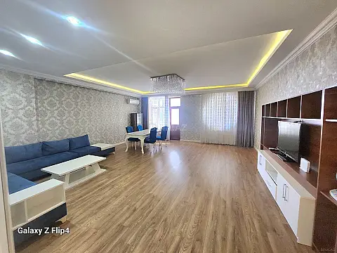 Kirayə verilir 3 otaqlı mənzil 200 m² — Bakı, Xətai 3 otaq 200.00 m²