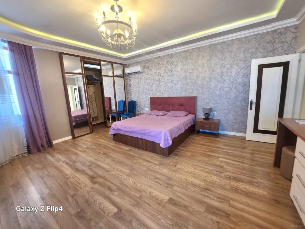 Kirayə verilir 3 otaqlı mənzil 200 m²