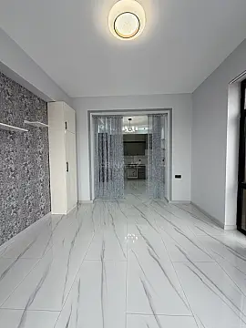 Satılır 4 otaqlı həyət evi 140 m²