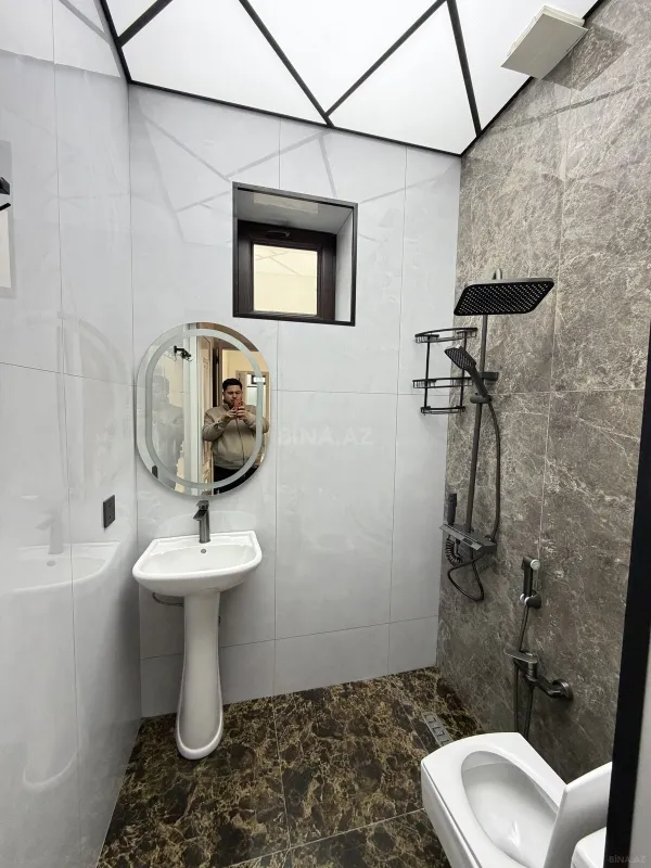 Satılır 4 otaqlı həyət evi 140 m²