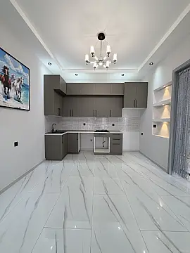 Satılır 4 otaqlı həyət evi 140 m²