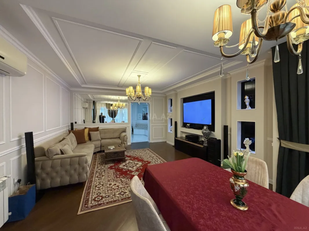 Satılır 3 otaqlı mənzil 134 m²