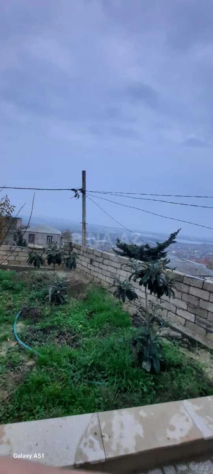 Satılır 3 otaqlı həyət evi 160 m²