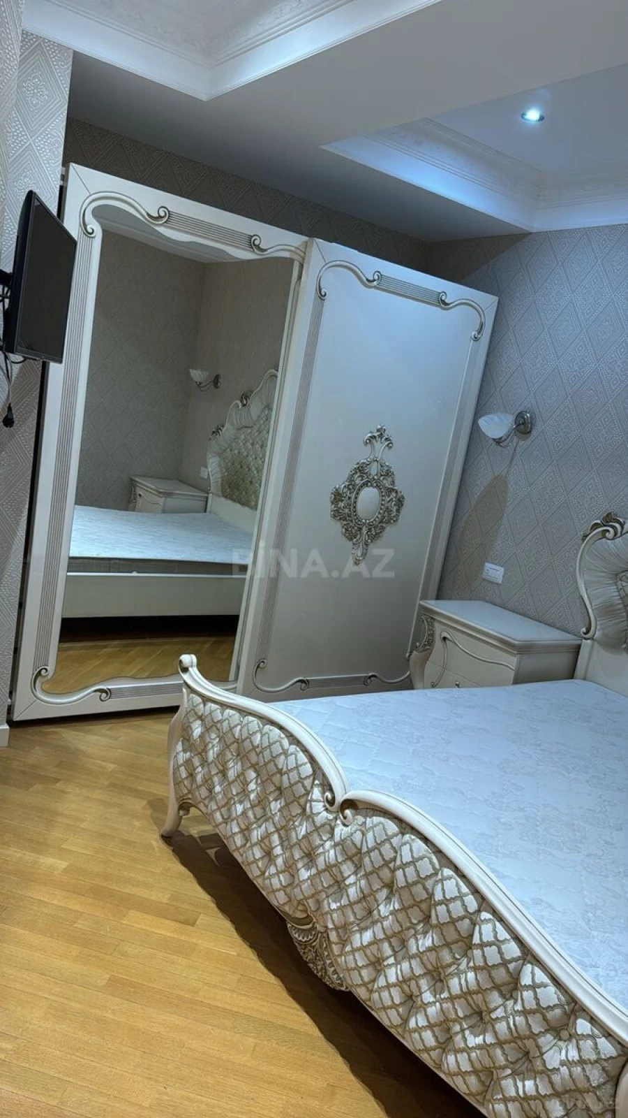 Kirayə verilir 3 otaqlı mənzil 110 m²