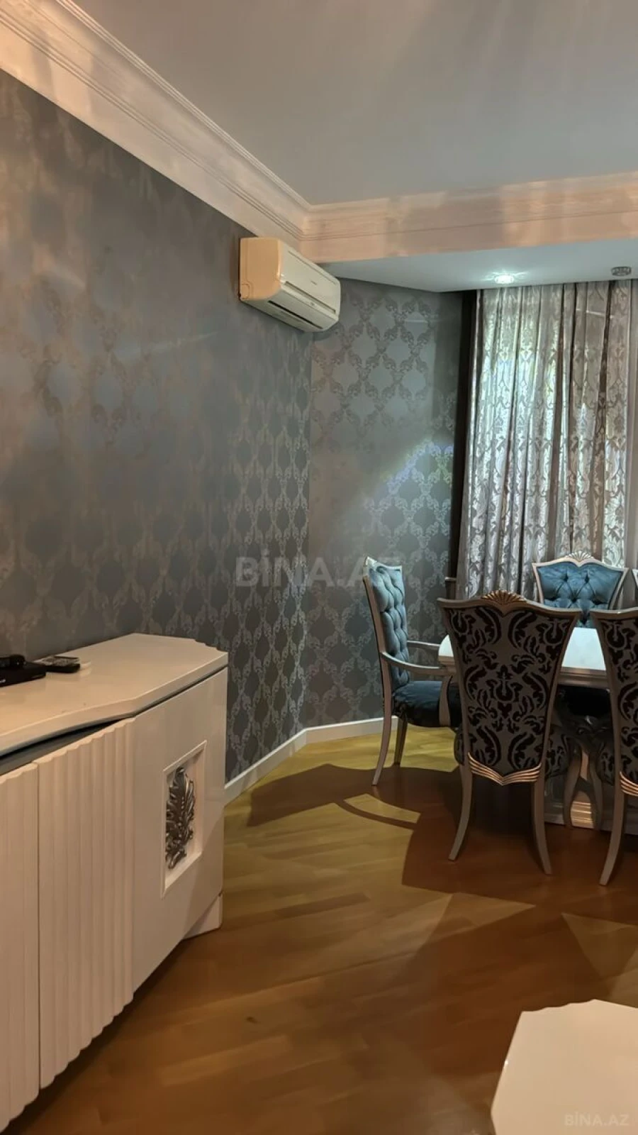 Kirayə verilir 3 otaqlı mənzil 110 m²
