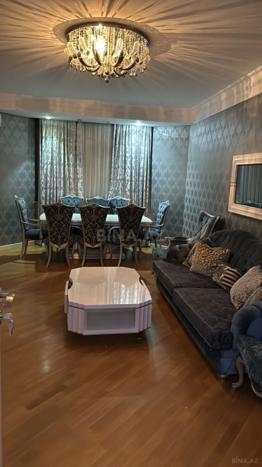 Kirayə verilir 3 otaqlı mənzil 110 m²