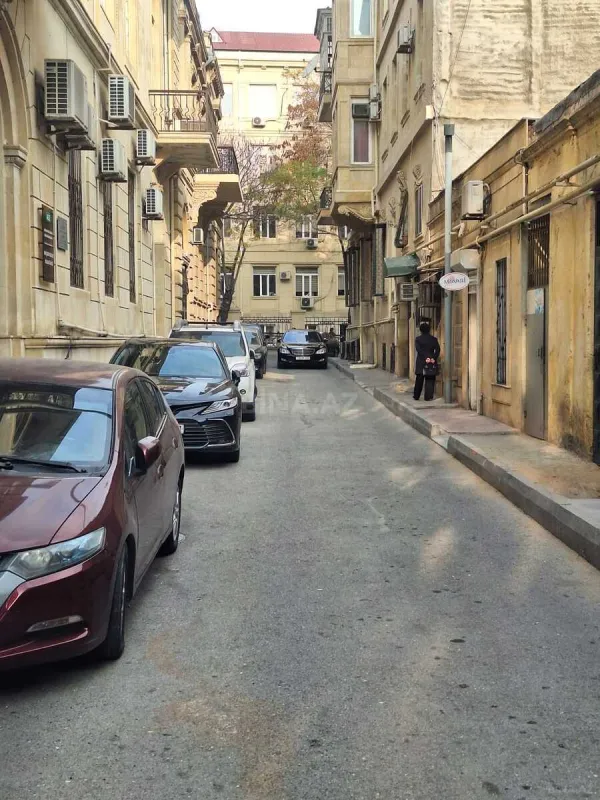 Satılır obyekt 40 m²