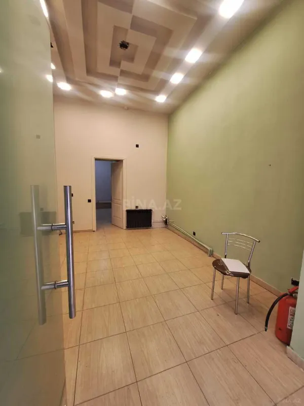 Satılır obyekt 40 m²