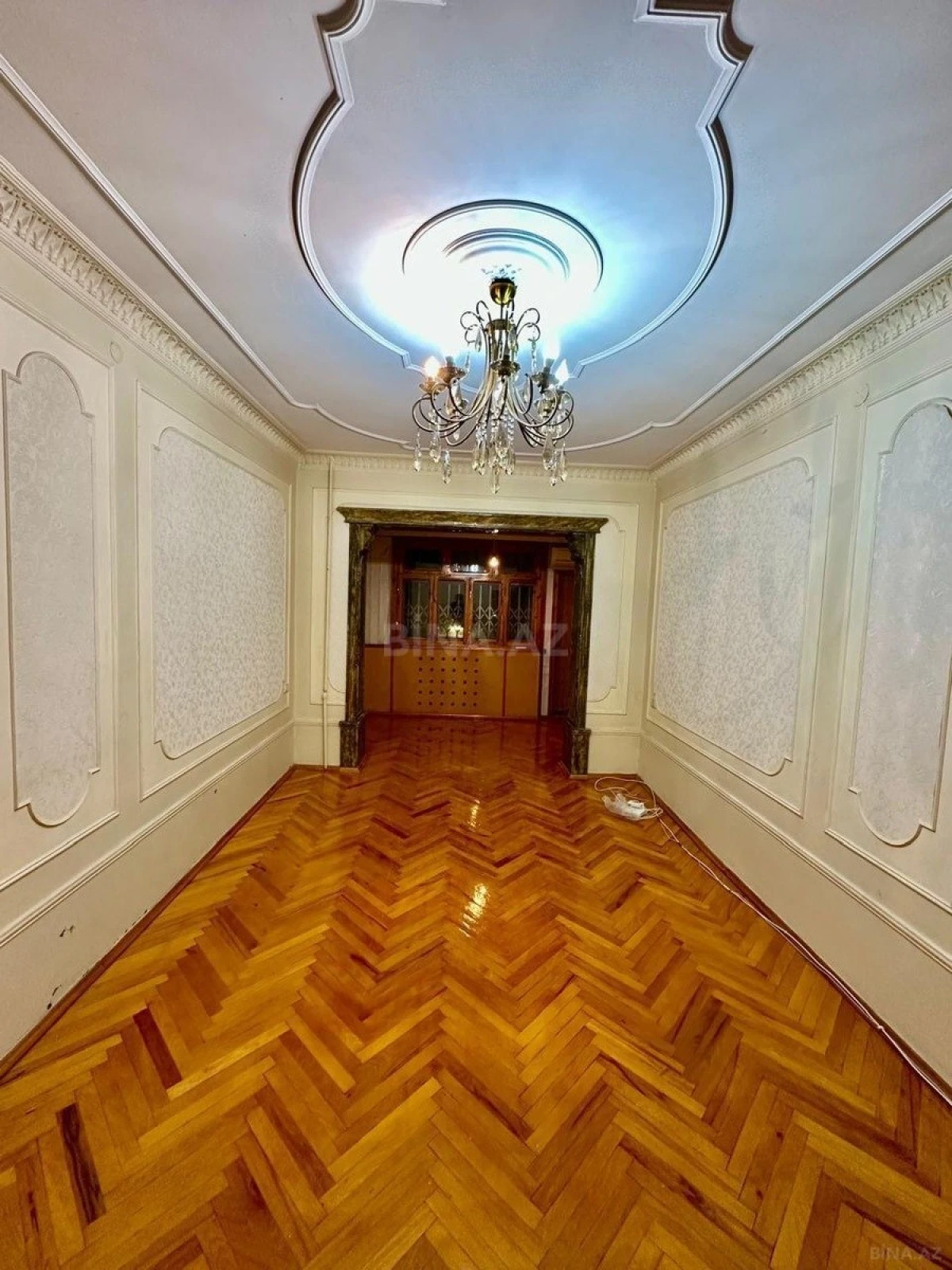 Satılır 2 otaqlı mənzil 65 m²