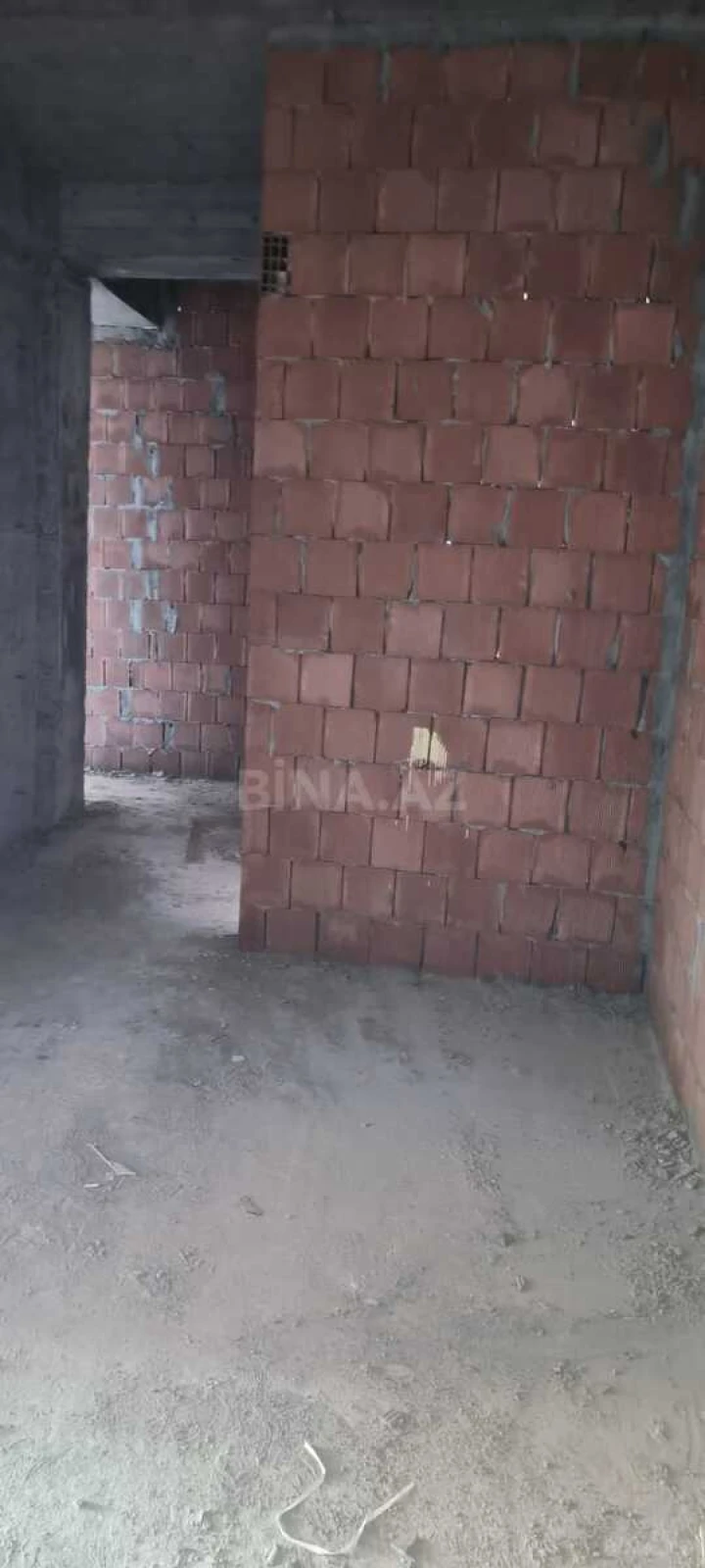 Satılır 3 otaqlı mənzil 165 m²