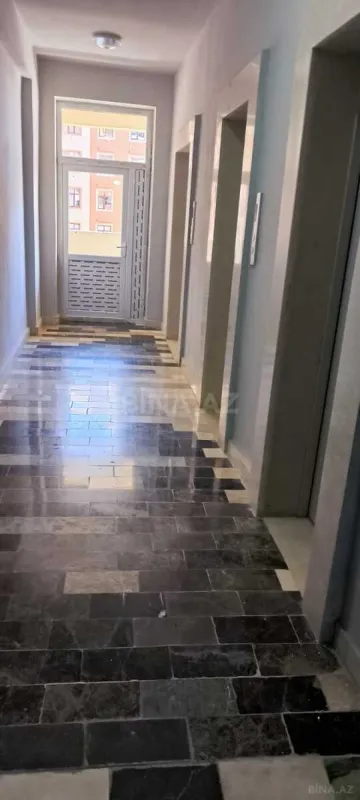 Satılır 3 otaqlı mənzil 165 m²