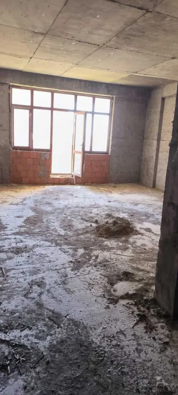 Satılır 3 otaqlı mənzil 165 m²