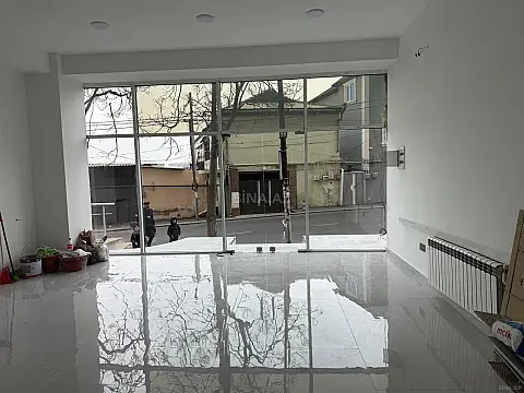 Kirayə verilir obyekt 110 m²