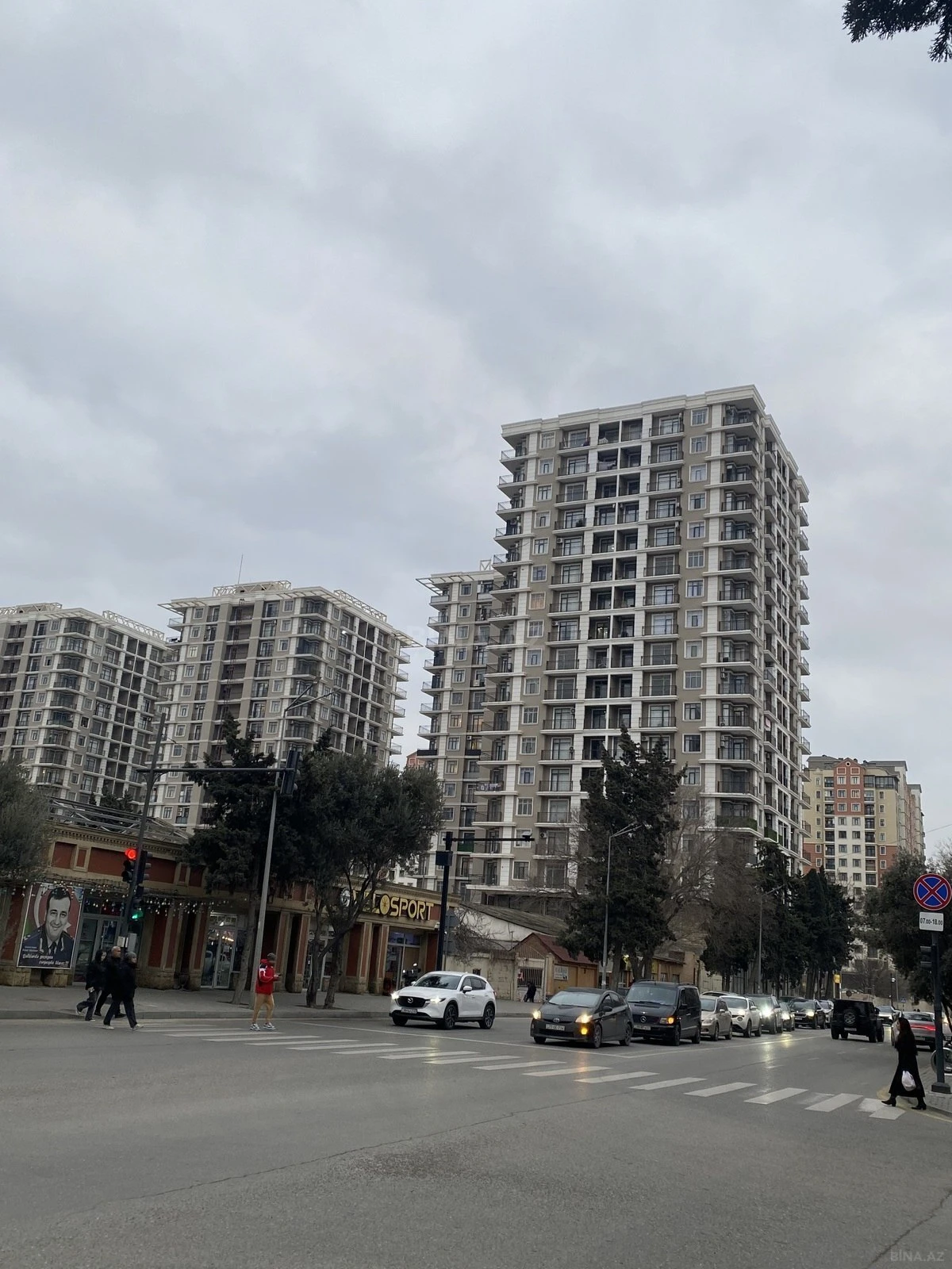 Satılır 2 otaqlı mənzil 87 m²