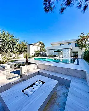 Kirayə verilir 5 otaqlı həyət evi 360 m²