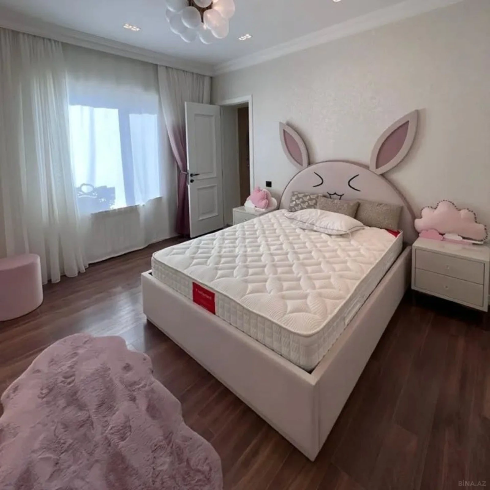 Kirayə verilir 5 otaqlı həyət evi 360 m²