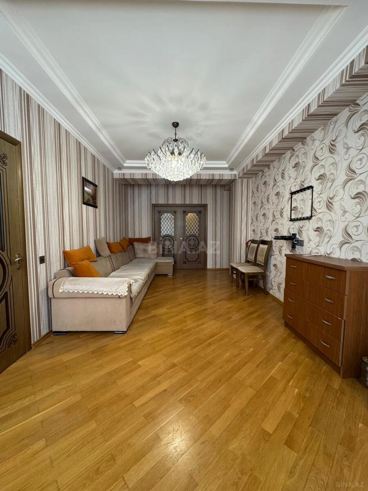 Satılır 3 otaqlı mənzil 87 m²