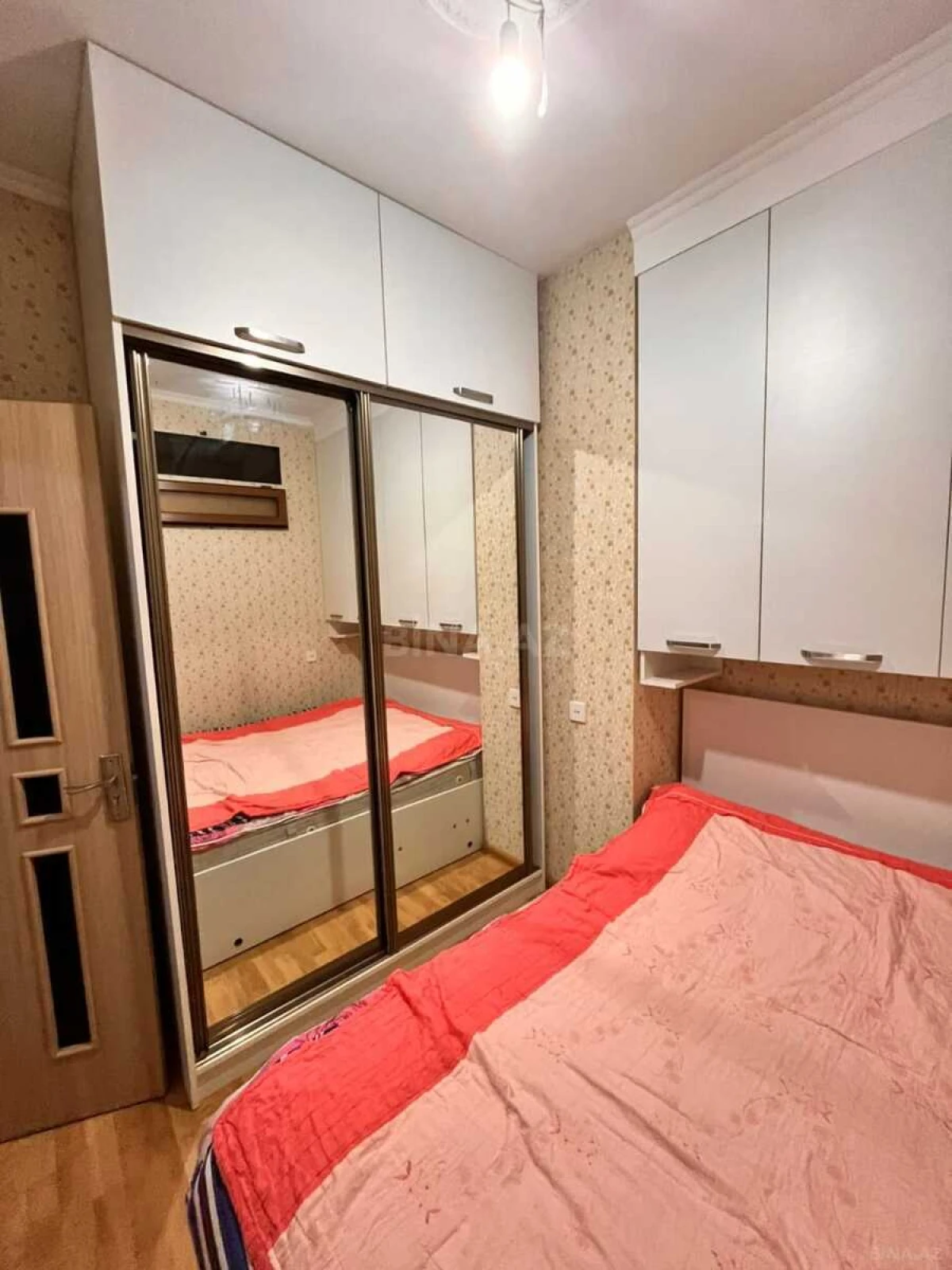 Kirayə verilir 2 otaqlı mənzil 60 m²