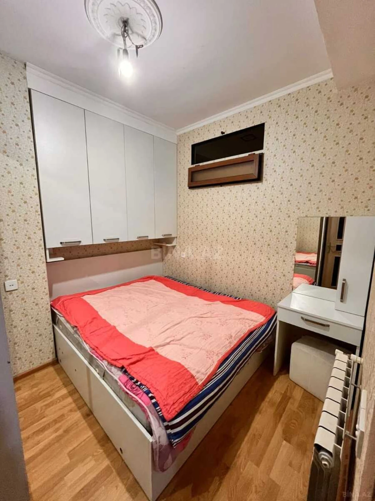 Kirayə verilir 2 otaqlı mənzil 60 m²