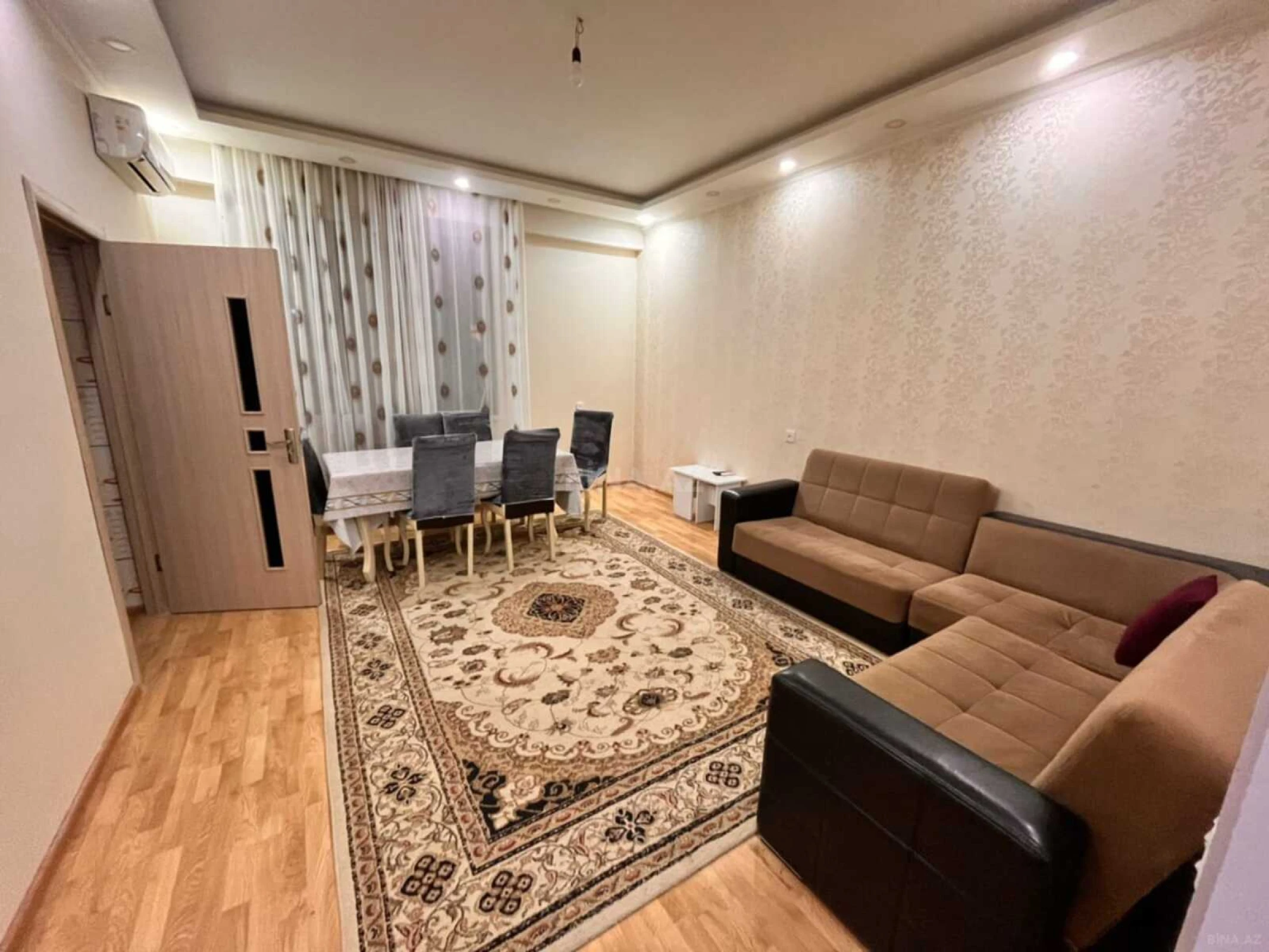 Kirayə verilir 2 otaqlı mənzil 60 m²