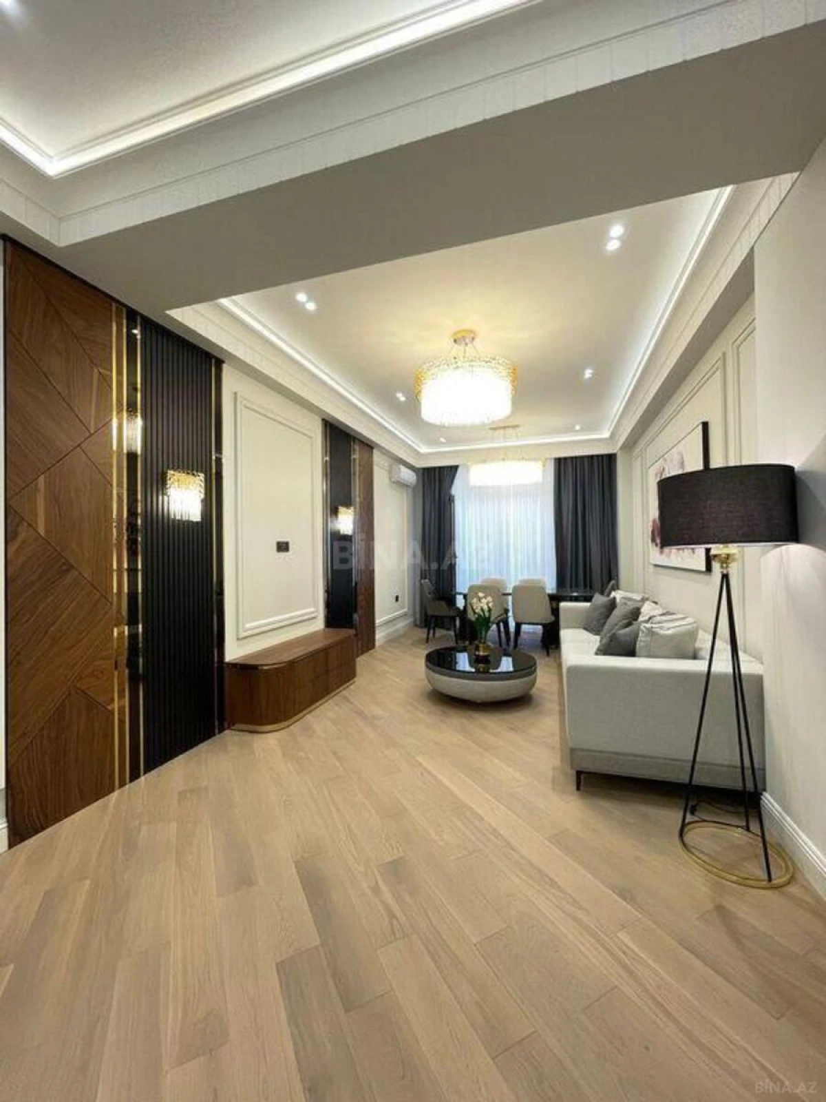 Satılır 3 otaqlı mənzil 120 m²