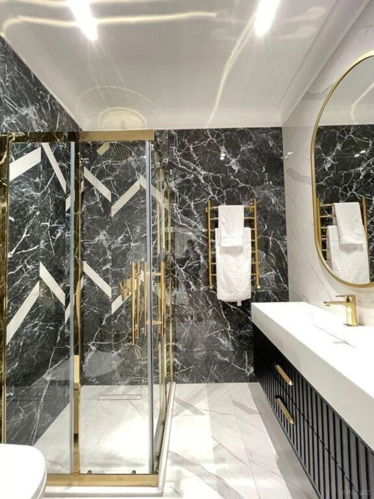 Satılır 3 otaqlı mənzil 120 m²