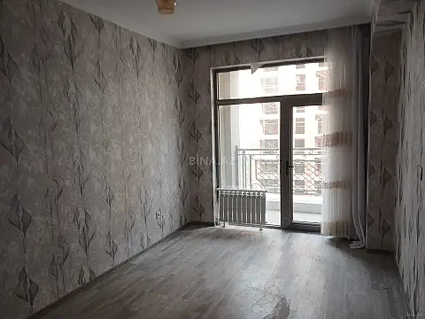 Satılır 2 otaqlı mənzil 76 m²