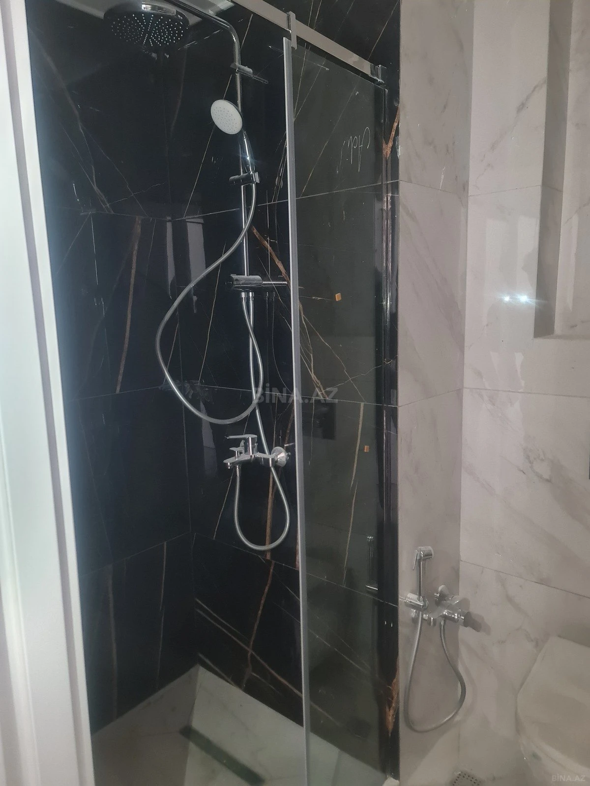 Satılır 3 otaqlı mənzil 72 m²