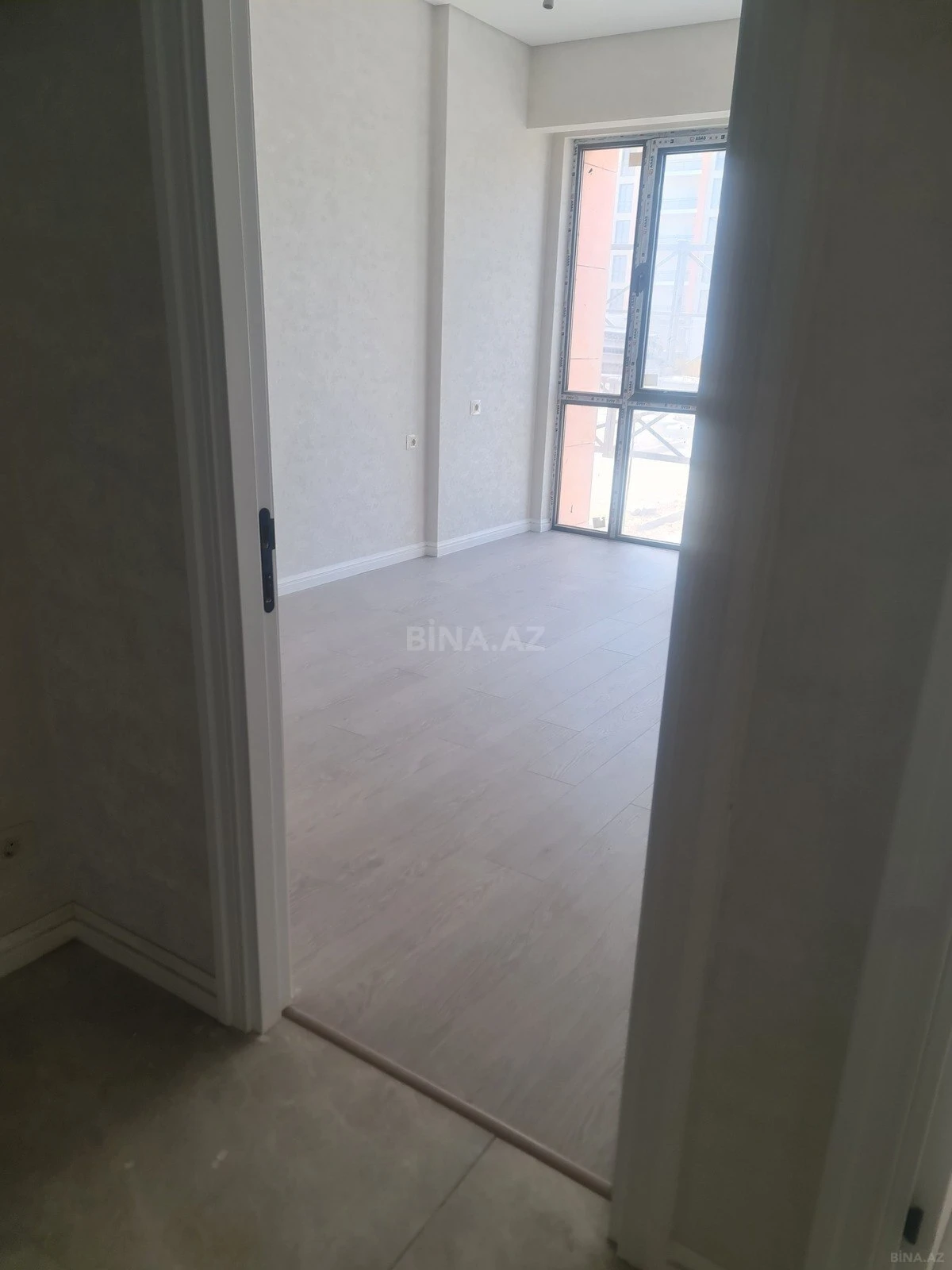 Satılır 3 otaqlı mənzil 72 m²