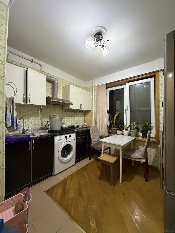 Satılır 2 otaqlı mənzil 65 m²
