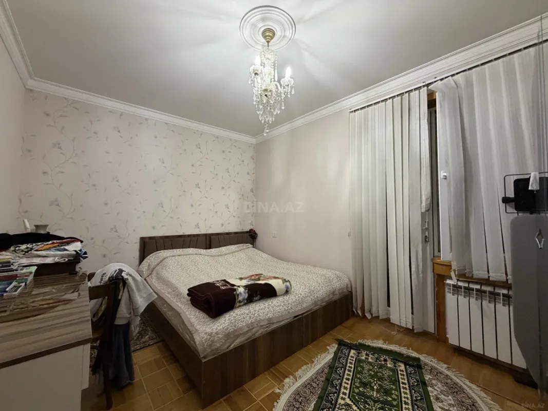 Satılır 2 otaqlı mənzil 65 m²