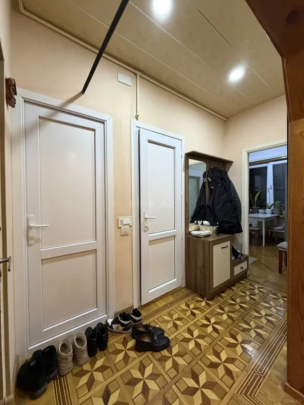 Satılır 2 otaqlı mənzil 65 m²