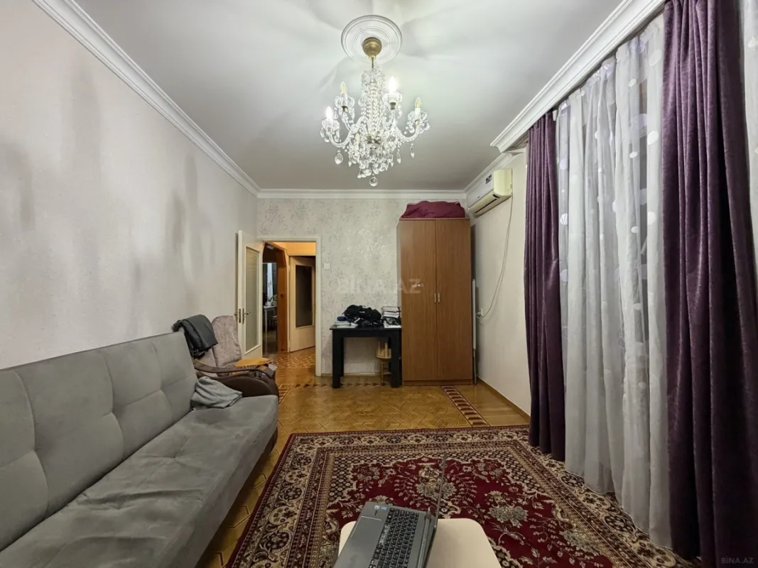 Satılır 2 otaqlı mənzil 65 m²
