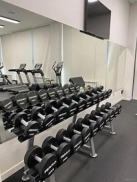 Satılır obyekt 250 m²