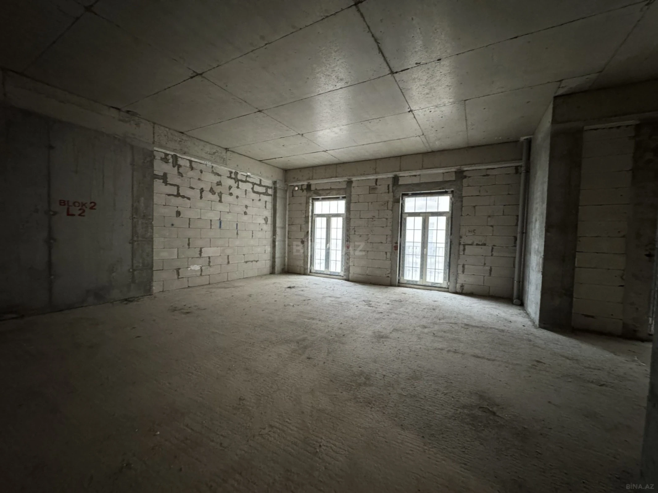 Satılır 3 otaqlı mənzil 95 m²