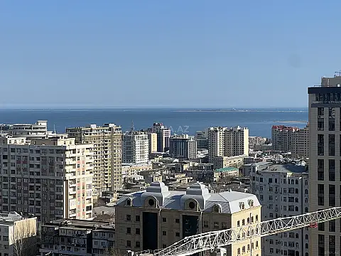 Satılır 4 otaqlı mənzil 204 m² — Bakı, Nizami 4 otaq 204.00 m²