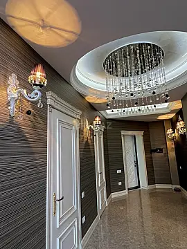 Satılır 4 otaqlı mənzil 204 m²