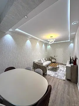 Satılır 2 otaqlı mənzil 58 m²