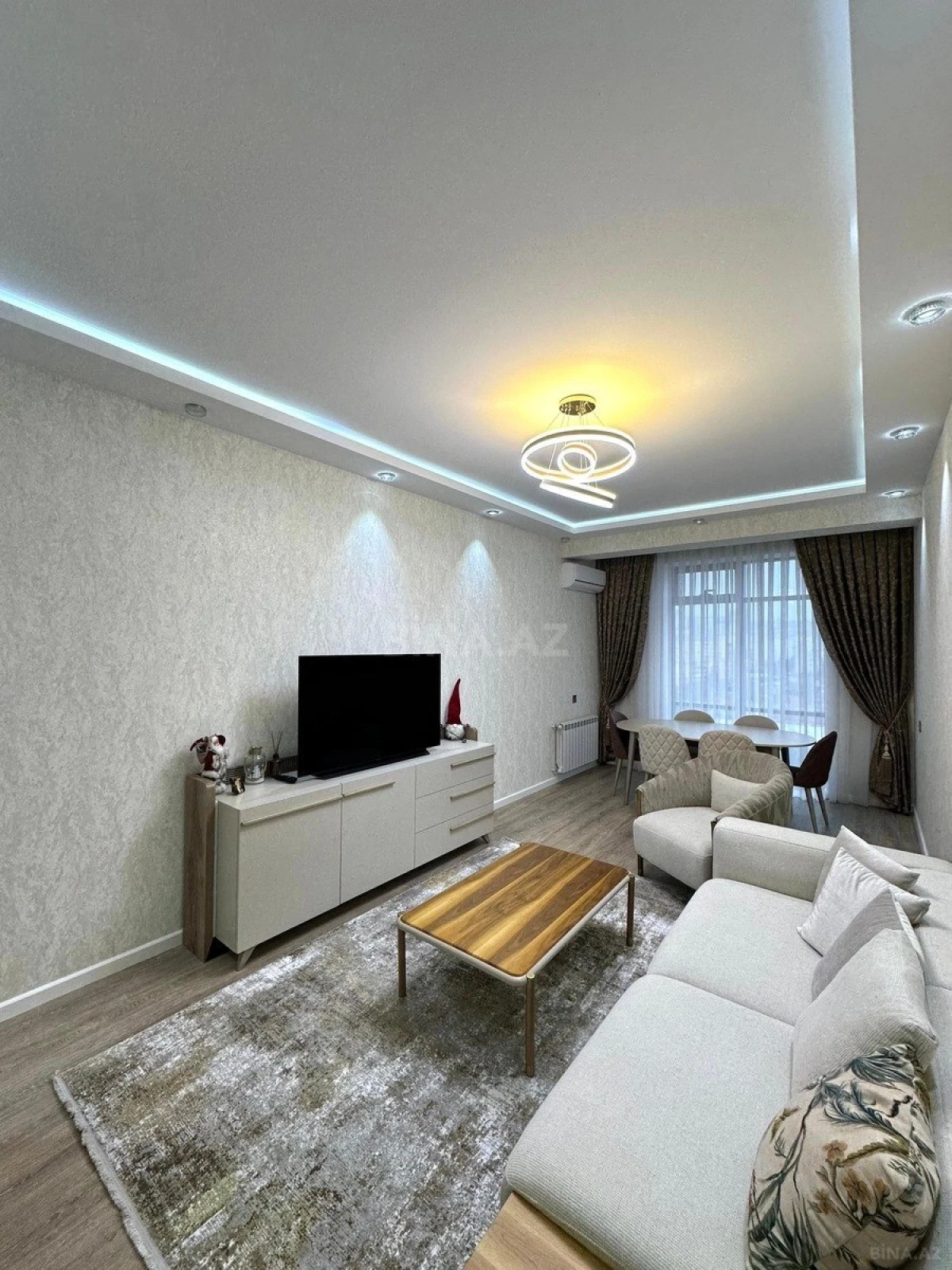 Satılır 2 otaqlı mənzil 58 m²