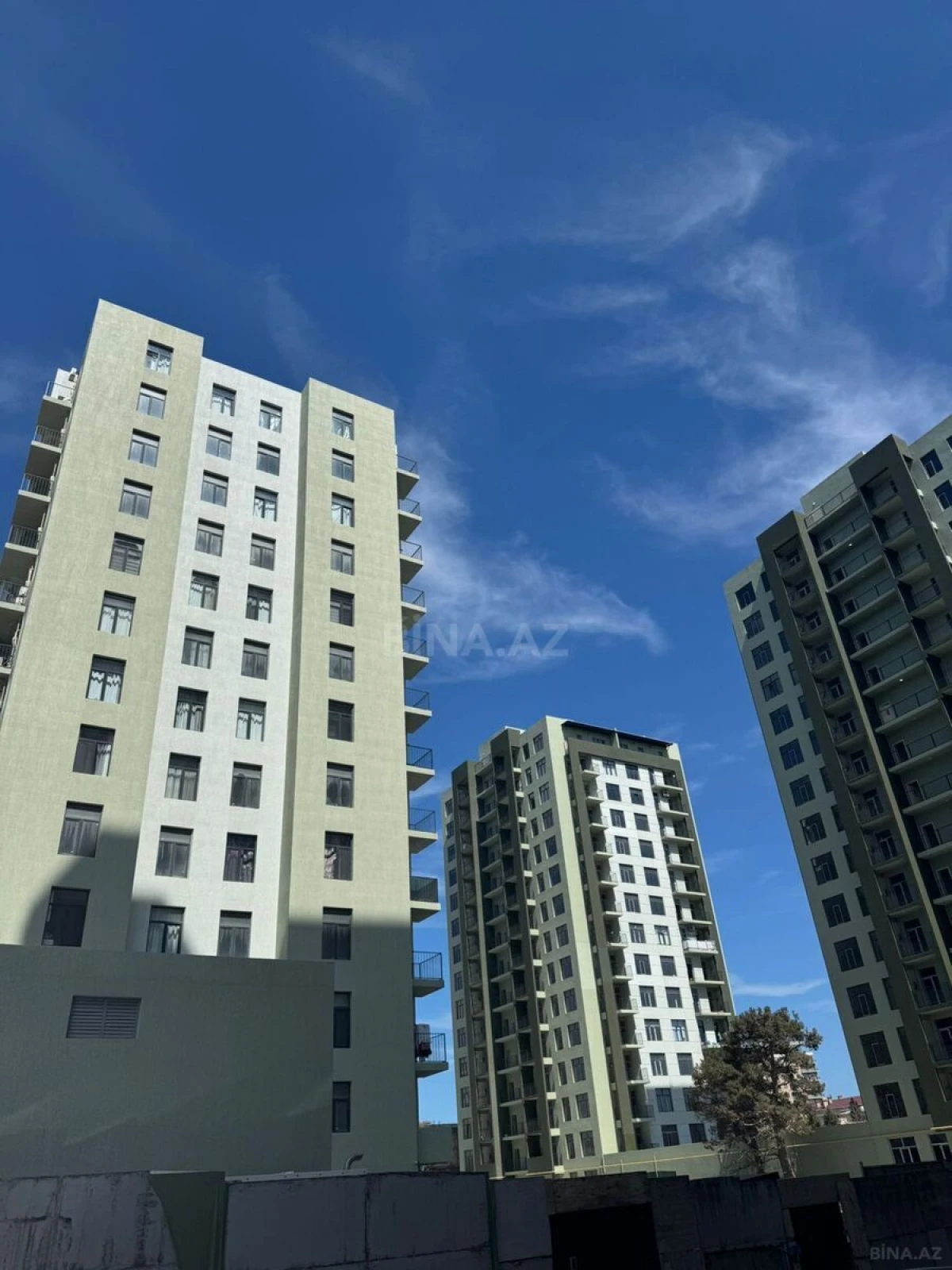 Satılır 3 otaqlı mənzil 100 m²