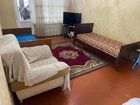 Kirayə verilir 1 otaqlı mənzil 45 m² — Bakı 1 otaq 45.00 m²