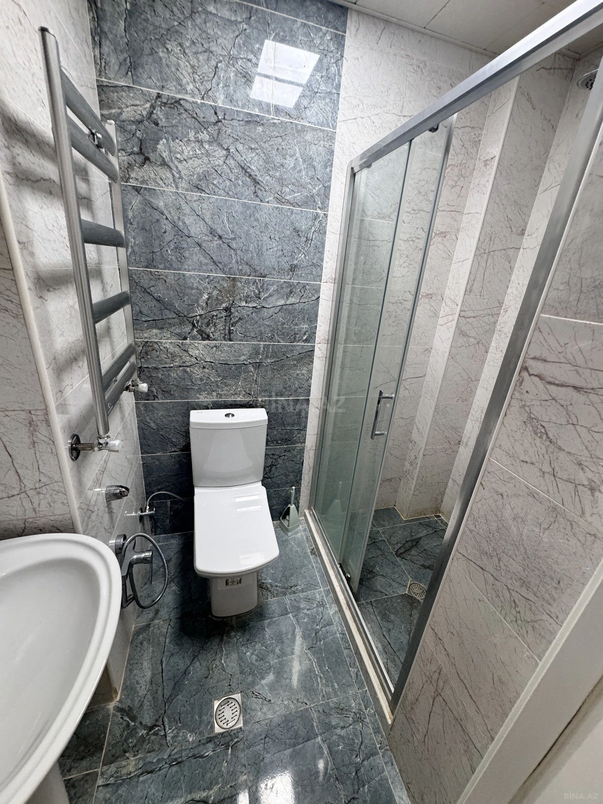 Satılır 2 otaqlı mənzil 46 m²