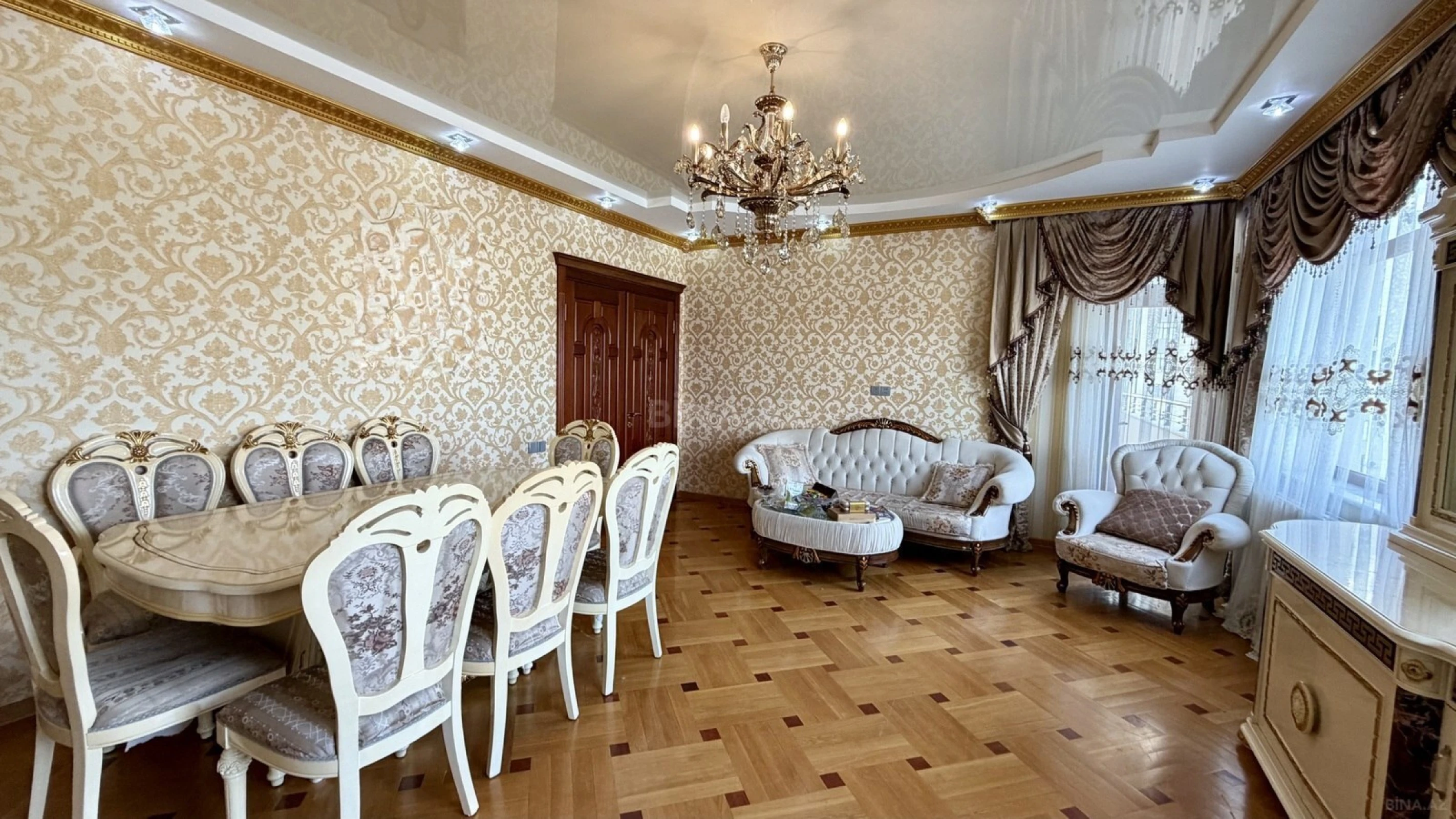 Kirayə verilir 3 otaqlı mənzil 140 m²