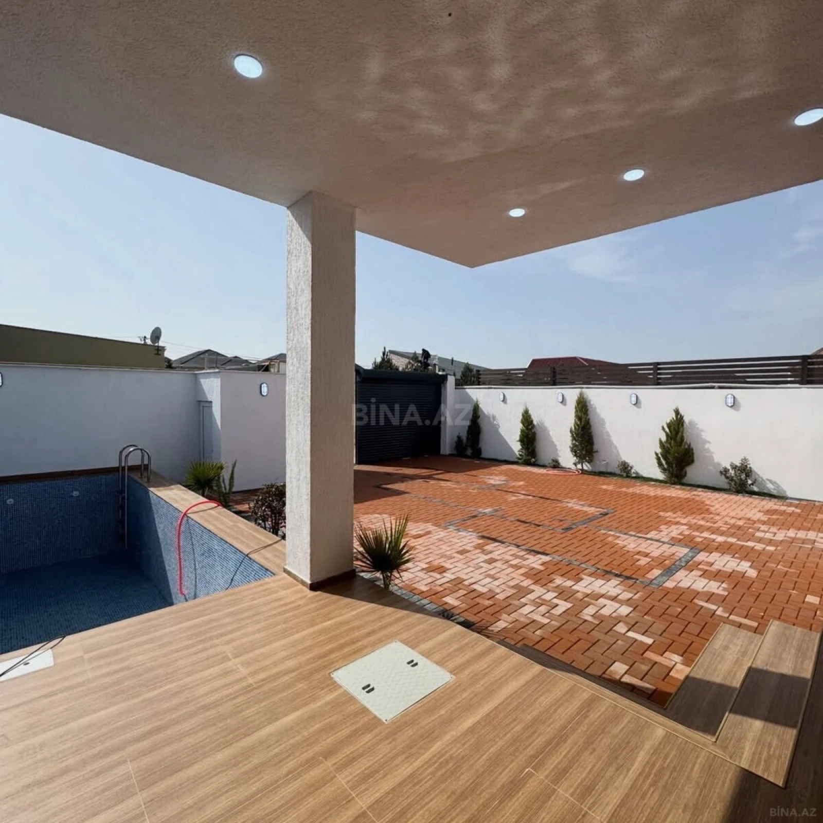 Satılır 4 otaqlı həyət evi 160 m²