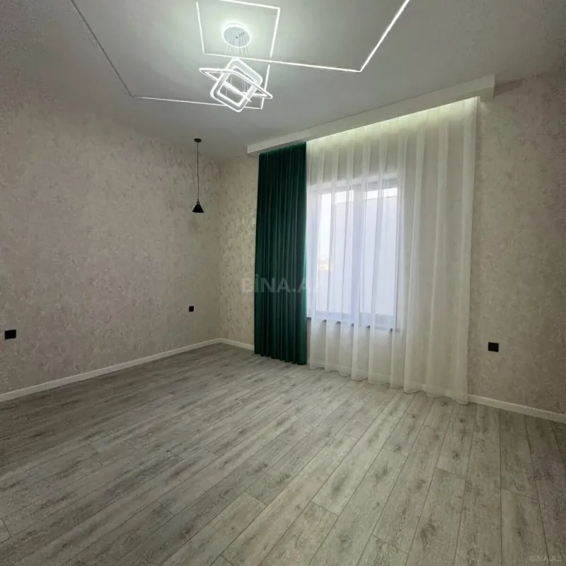 Satılır 4 otaqlı həyət evi 160 m²
